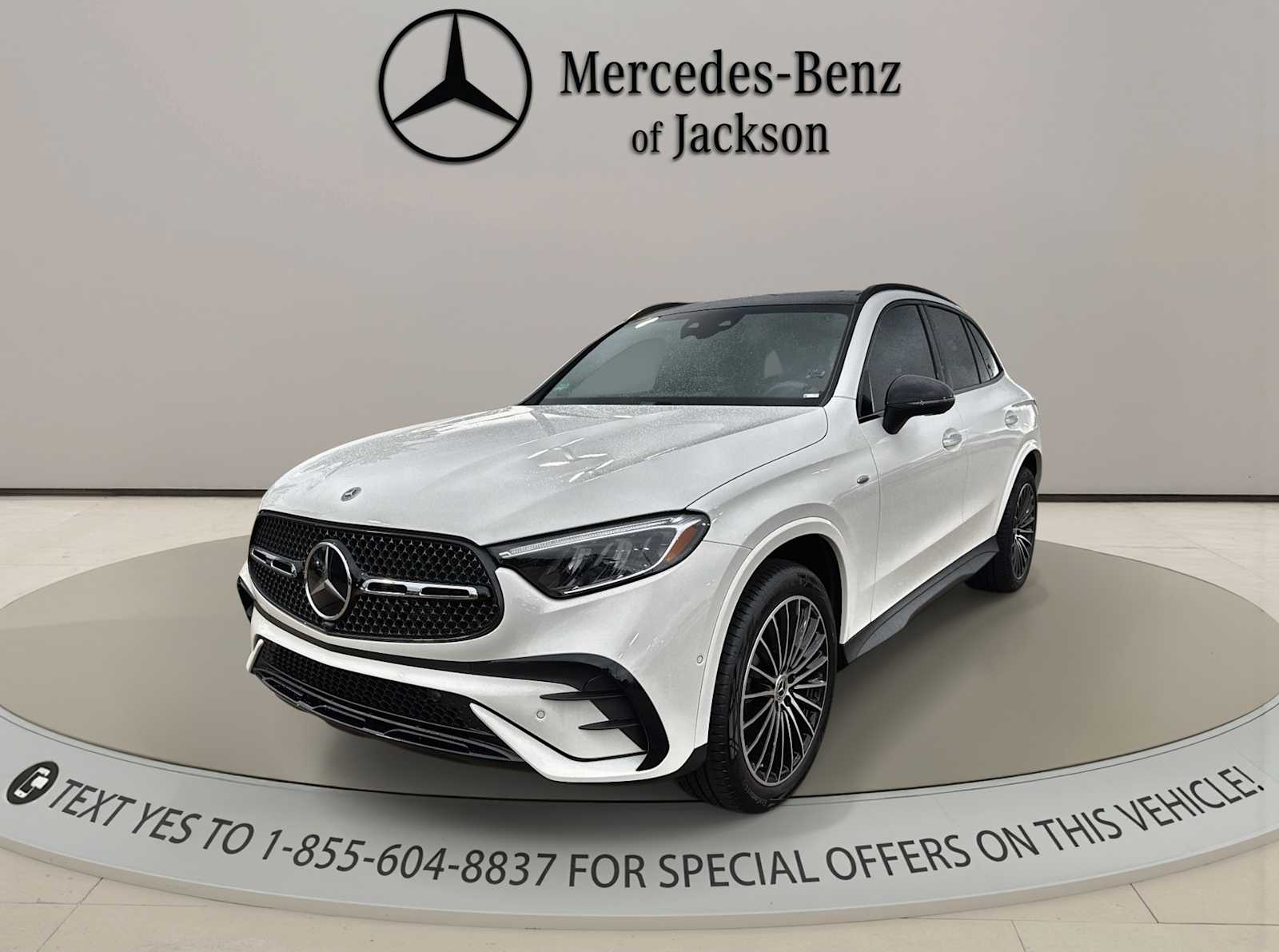 2025 Mercedes-Benz GLC