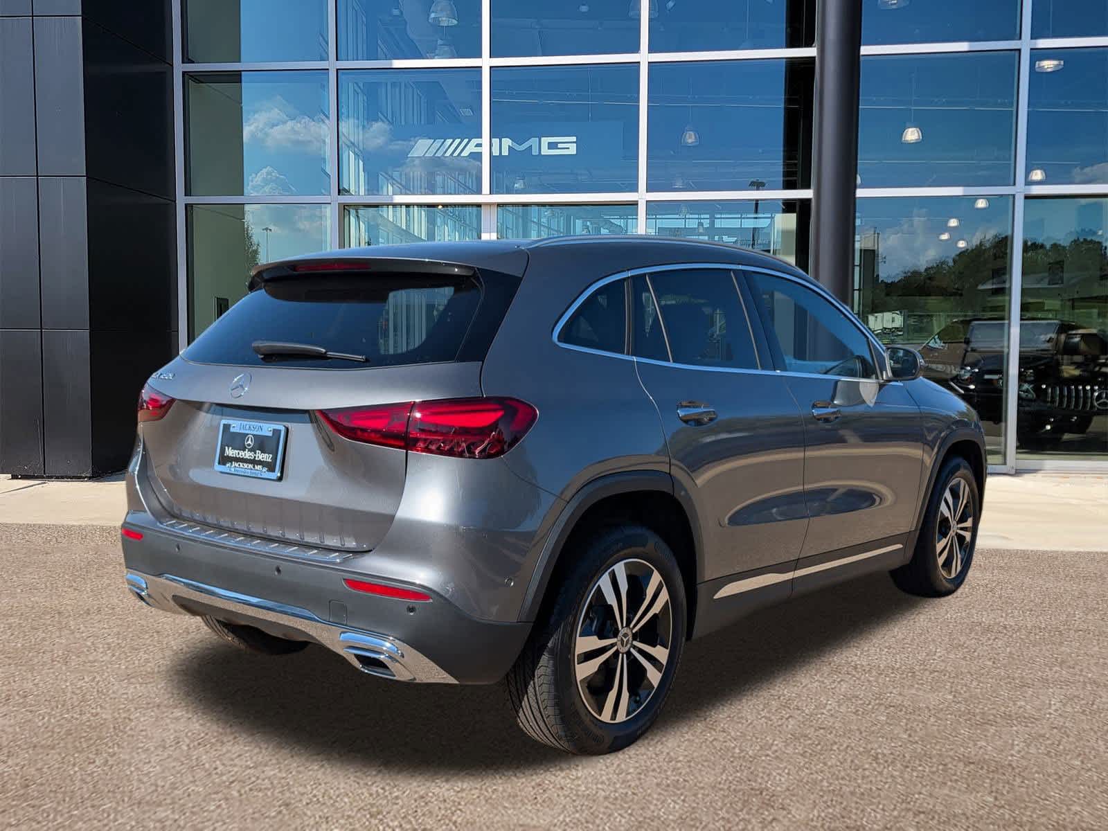 Thumbnail: 2026 Mercedes-Benz GLA - 4