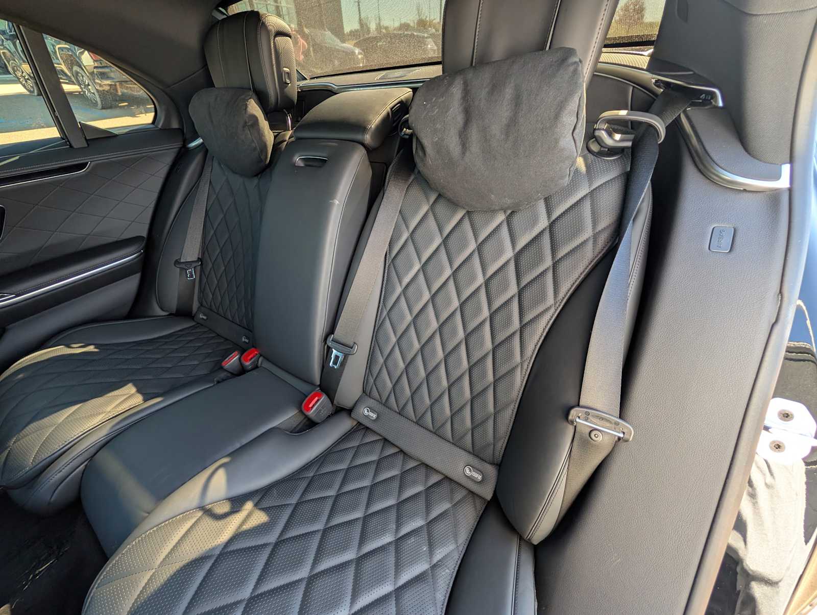 Thumbnail: 2025 Mercedes-Benz S-Class - 24