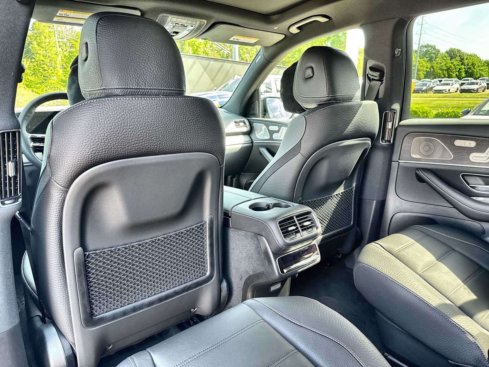 Thumbnail: 2026 Mercedes-Benz GLS - 18