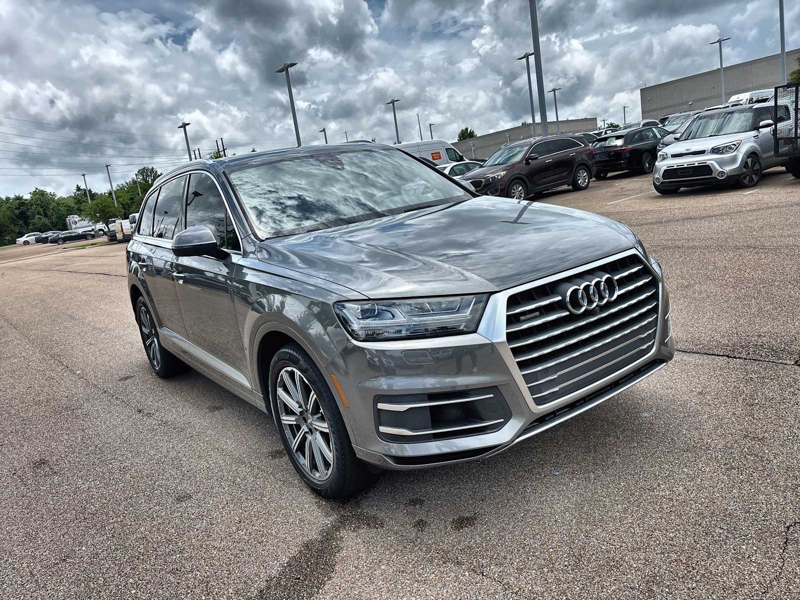 Thumbnail: 2018 Audi Q7 - 11
