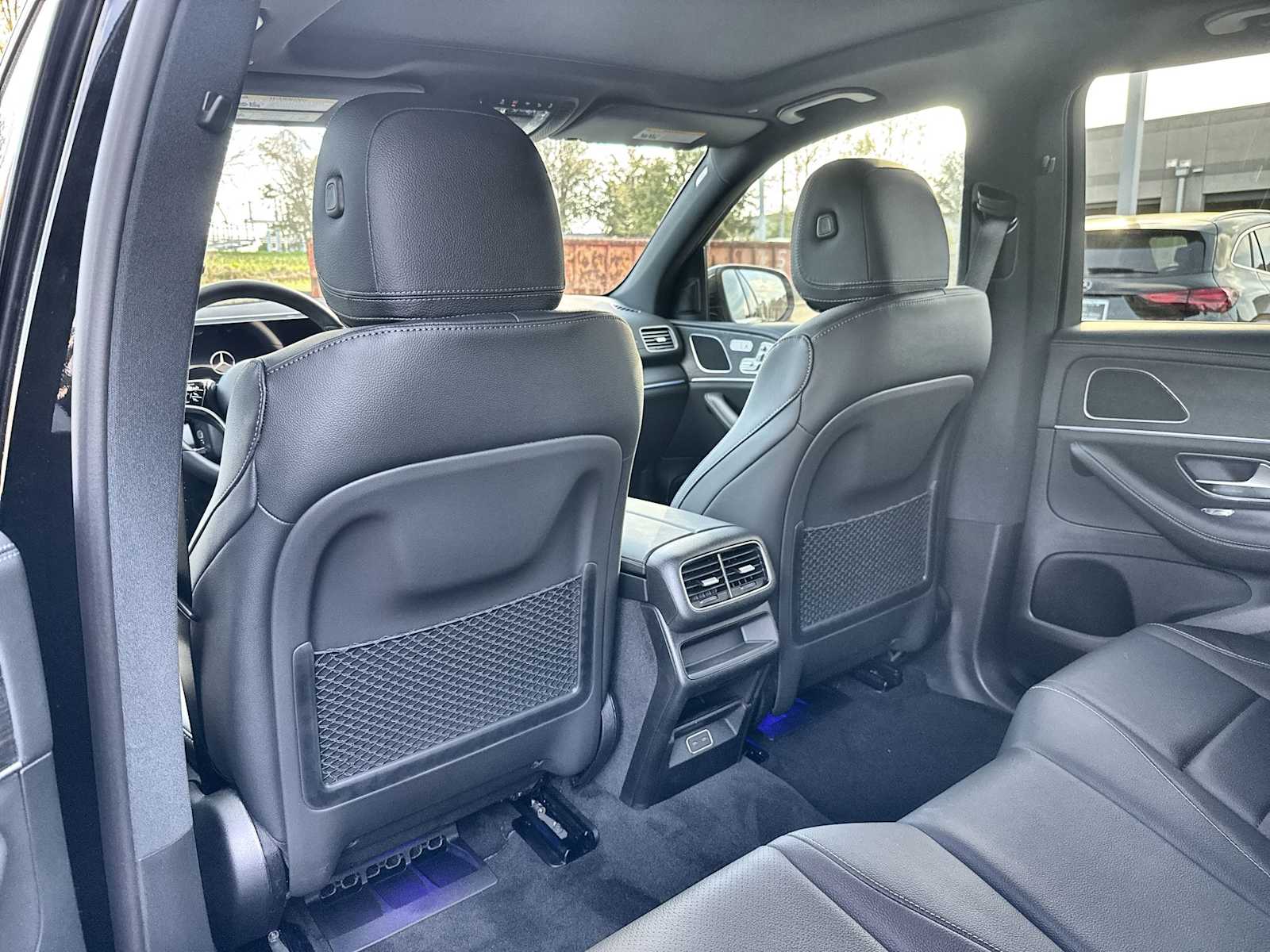 Thumbnail: 2026 Mercedes-Benz GLE - 18