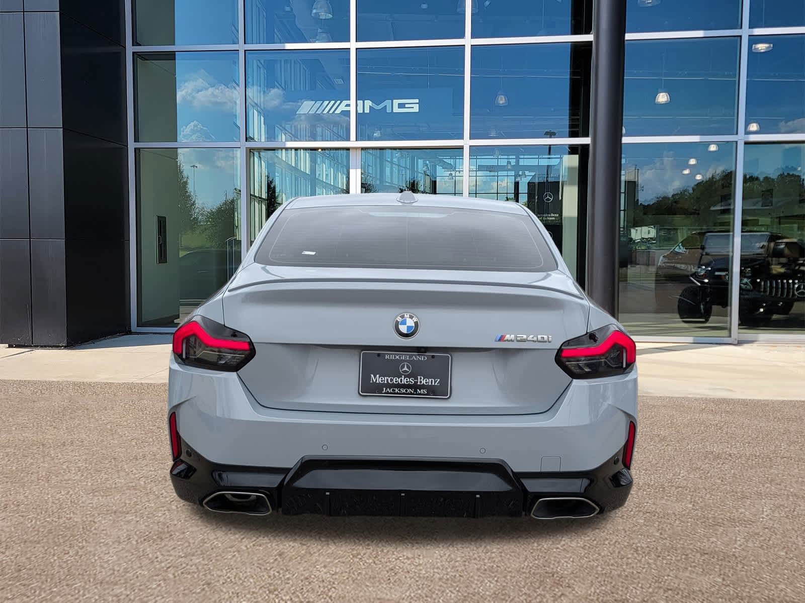 Thumbnail: 2024 BMW 2 Series - 6