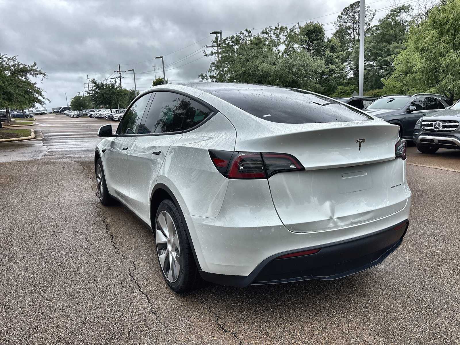 Thumbnail: 2023 Tesla Model Y - 6