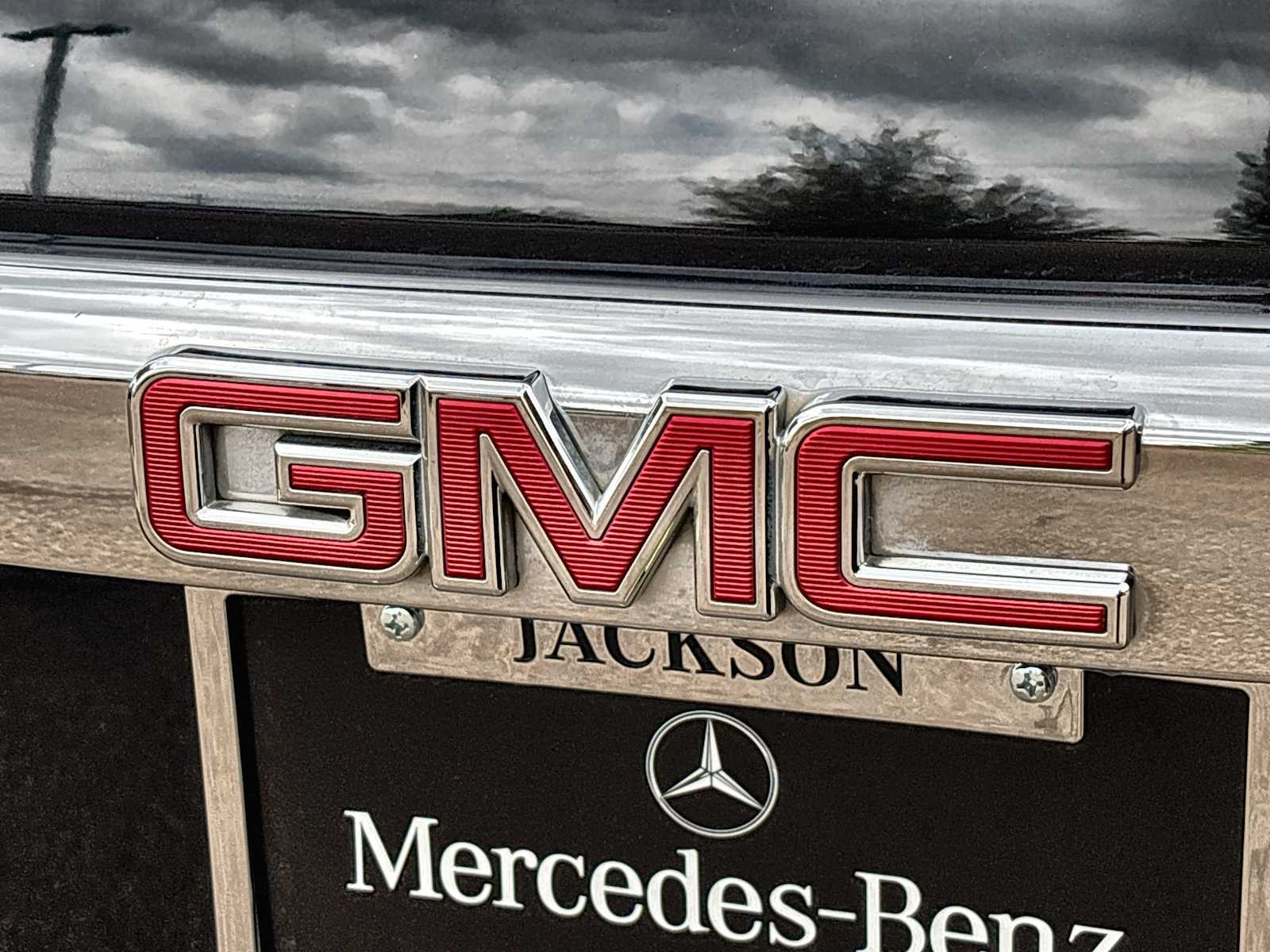 Thumbnail: 2019 GMC Yukon - 16