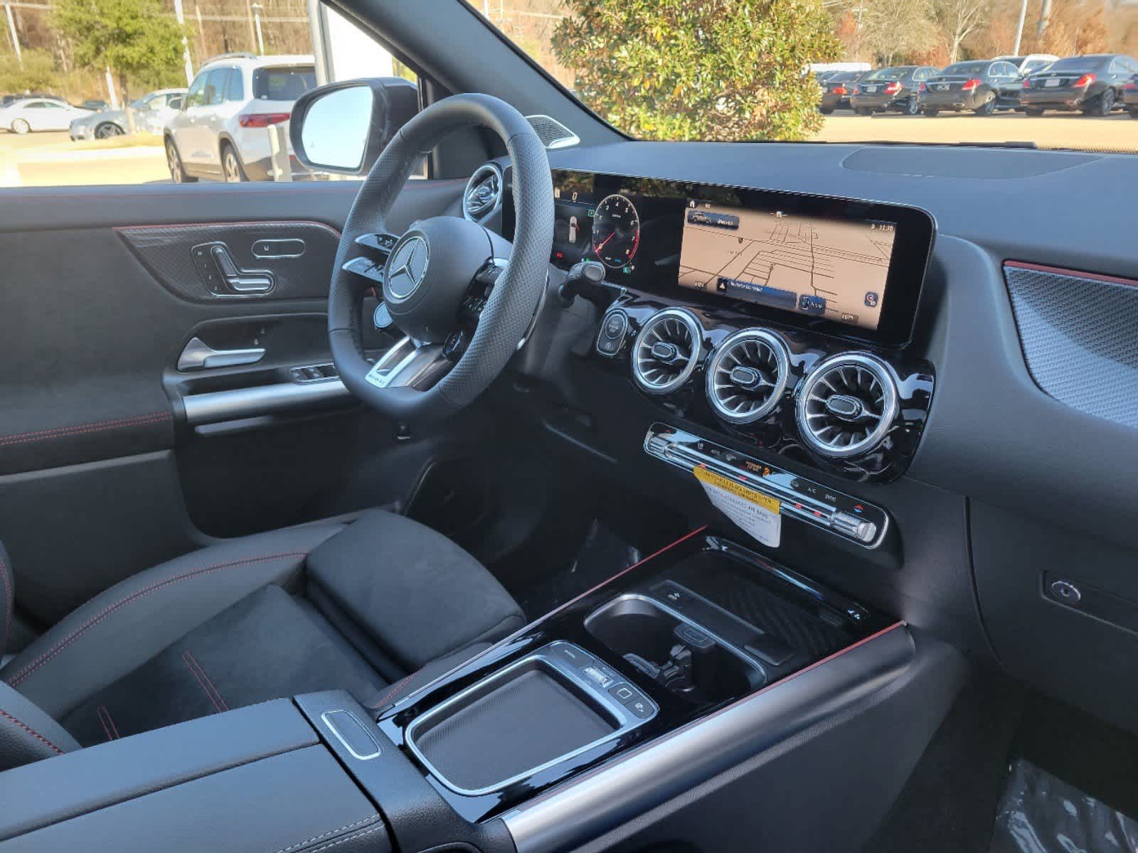 Thumbnail: 2025 Mercedes-Benz GLA - 20