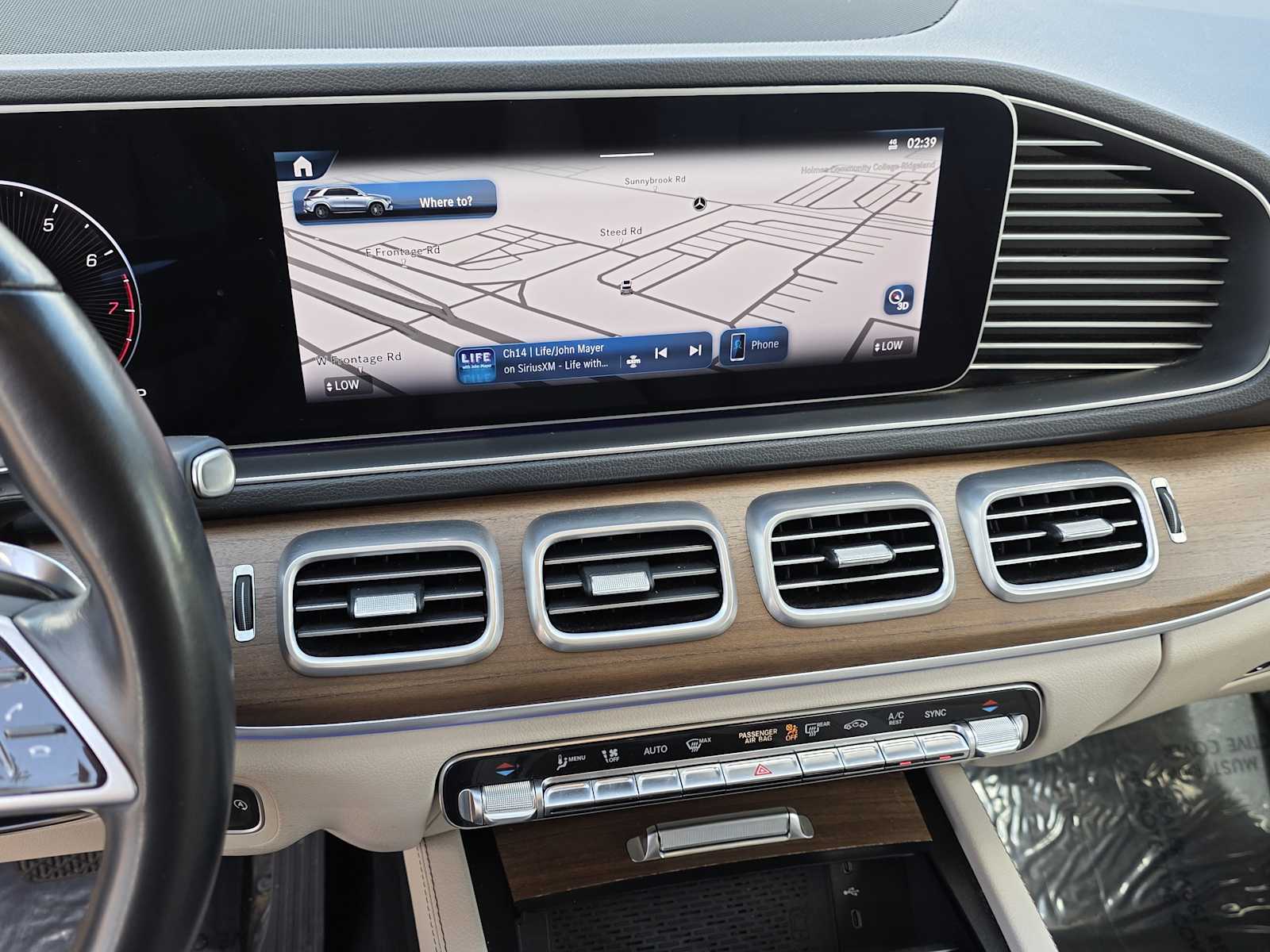 Thumbnail: 2024 Mercedes-Benz GLE - 8