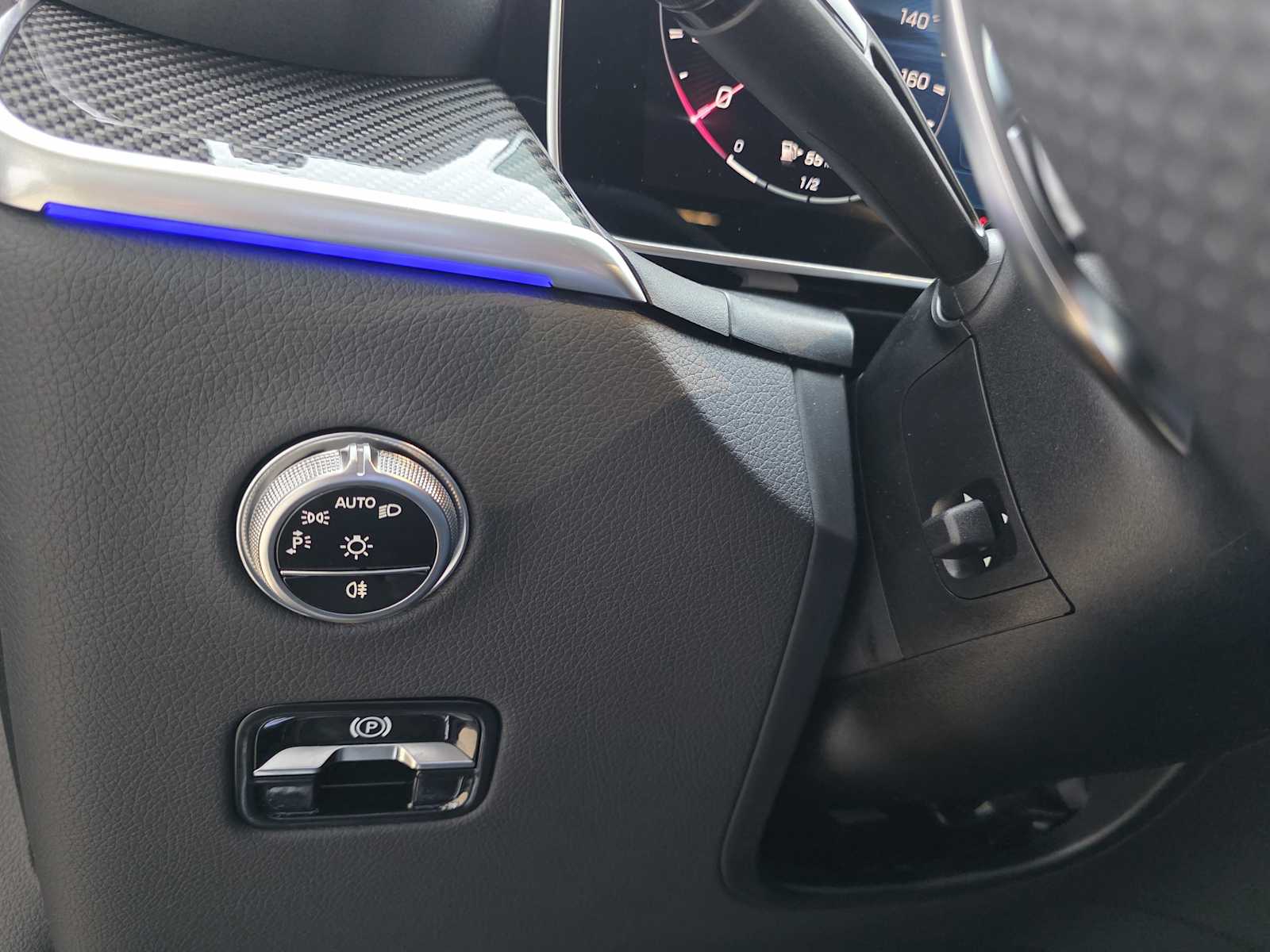 Thumbnail: 2026 Mercedes-Benz GLC - 17