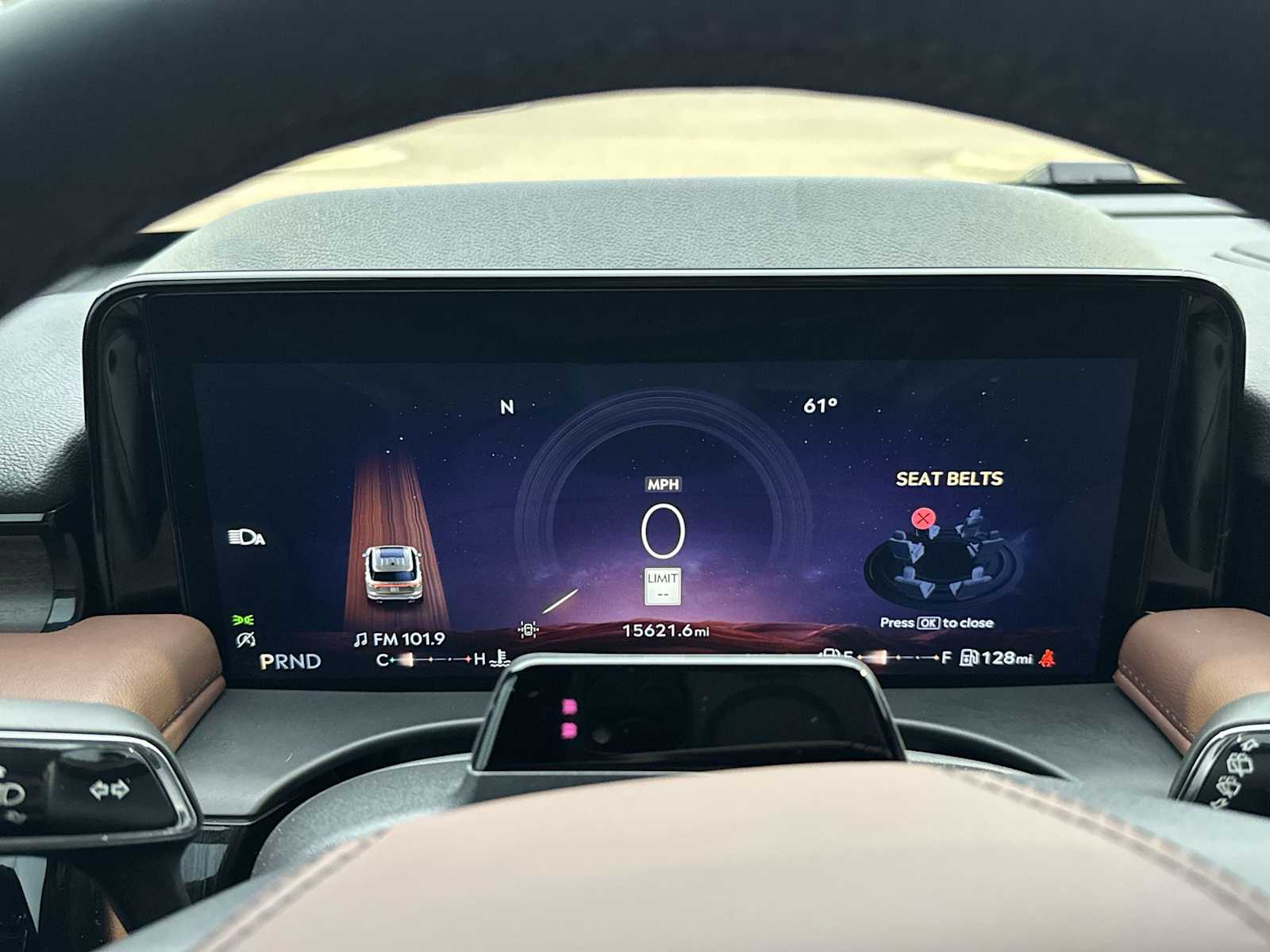 Thumbnail: 2025 Lincoln Aviator - 24