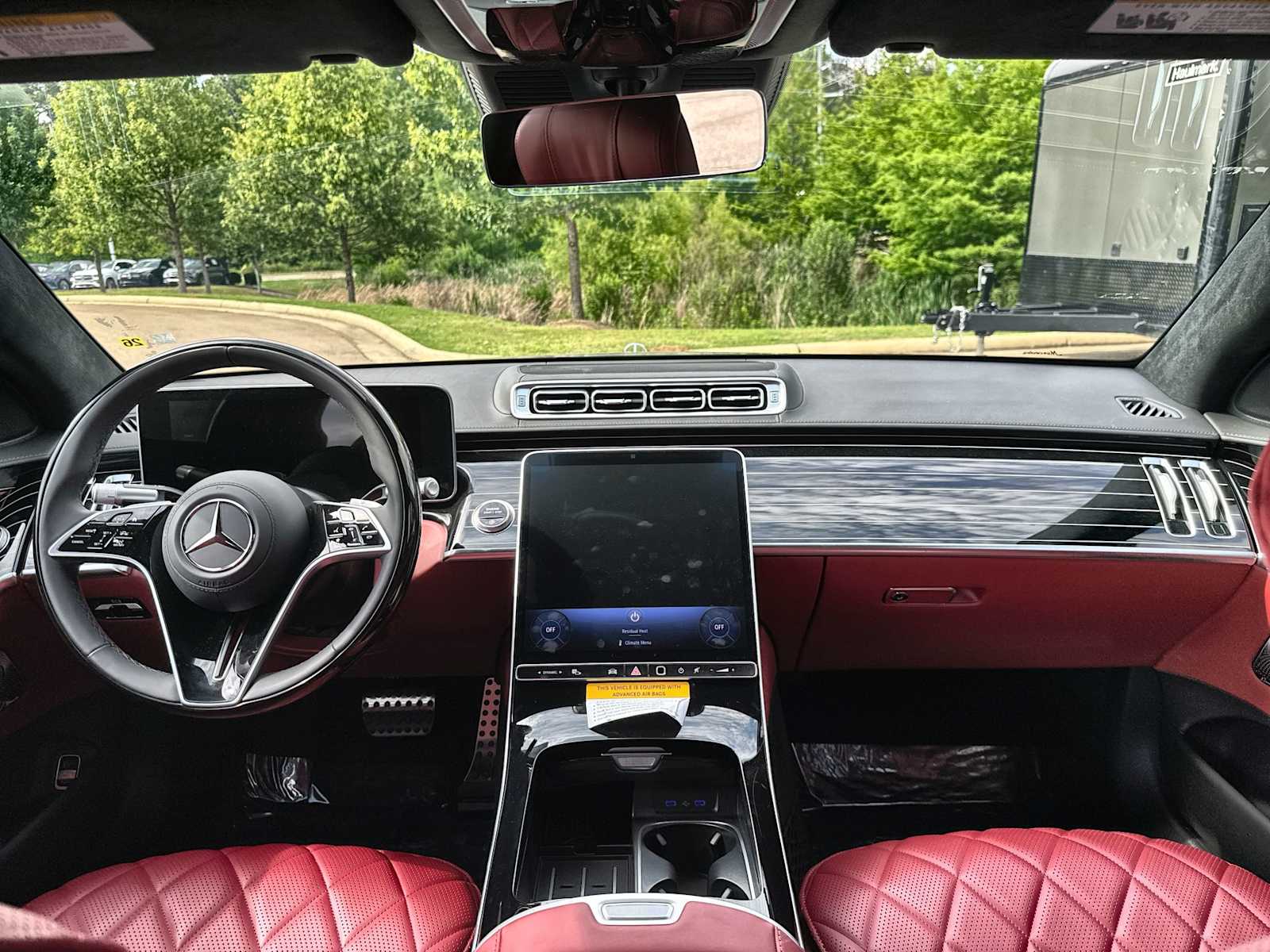 Thumbnail: 2025 Mercedes-Benz S-Class - 20