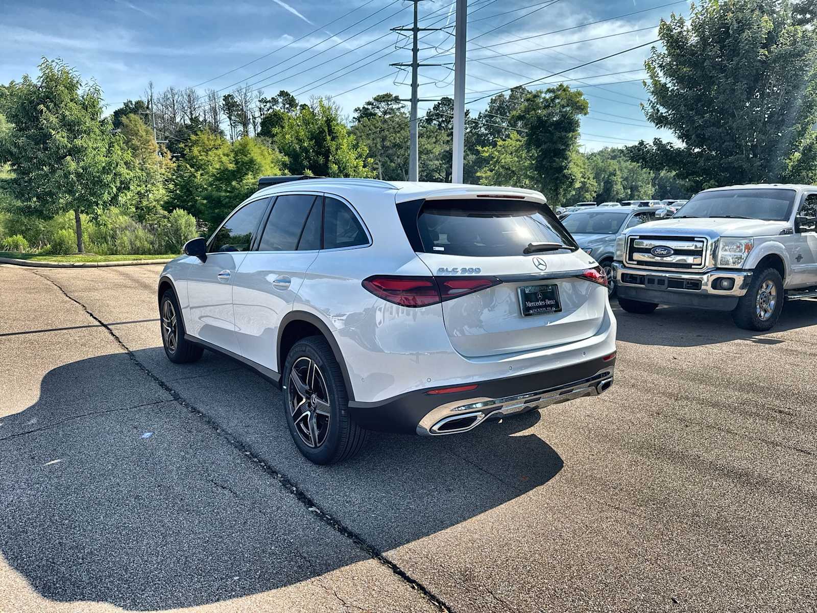 Thumbnail: 2026 Mercedes-Benz GLC - 6