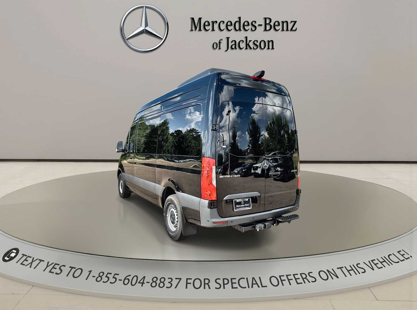 Thumbnail: 2026 Mercedes-Benz Sprinter - 6