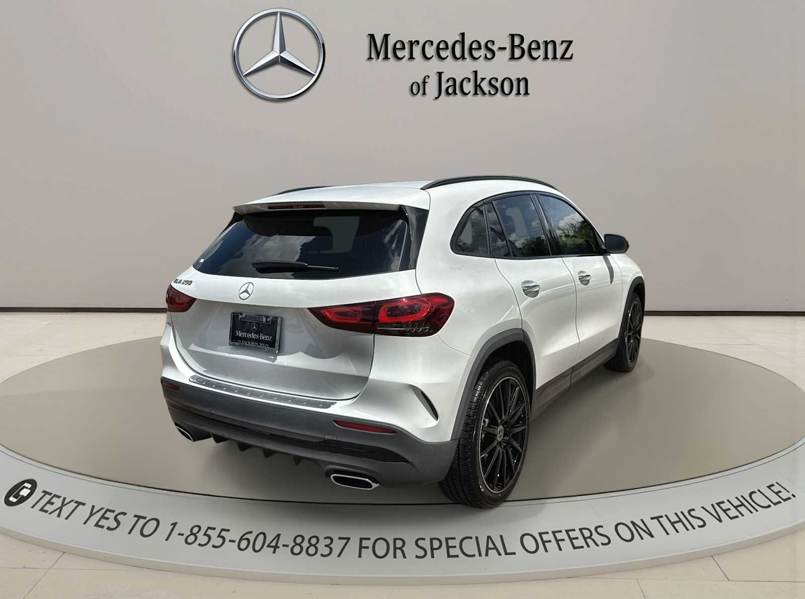 Thumbnail: 2023 Mercedes-Benz GLA - 7