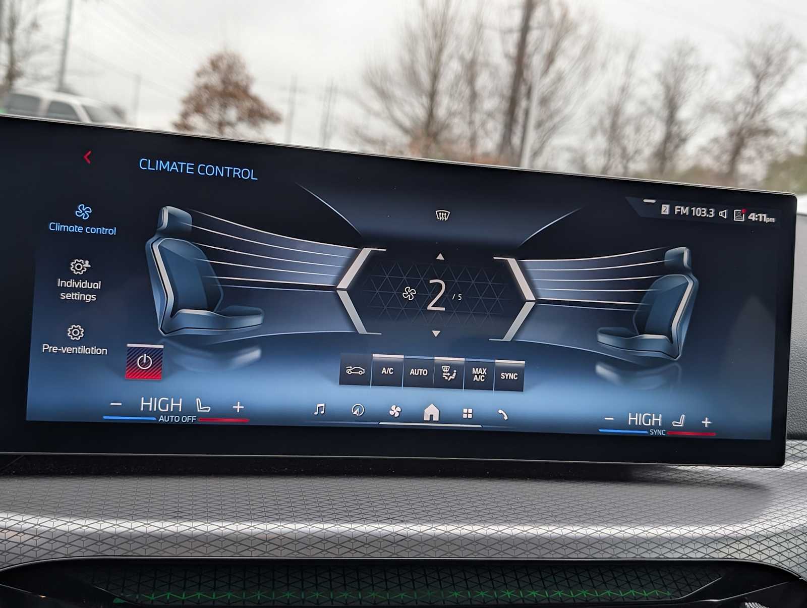 Thumbnail: 2025 BMW 2 Series - 18