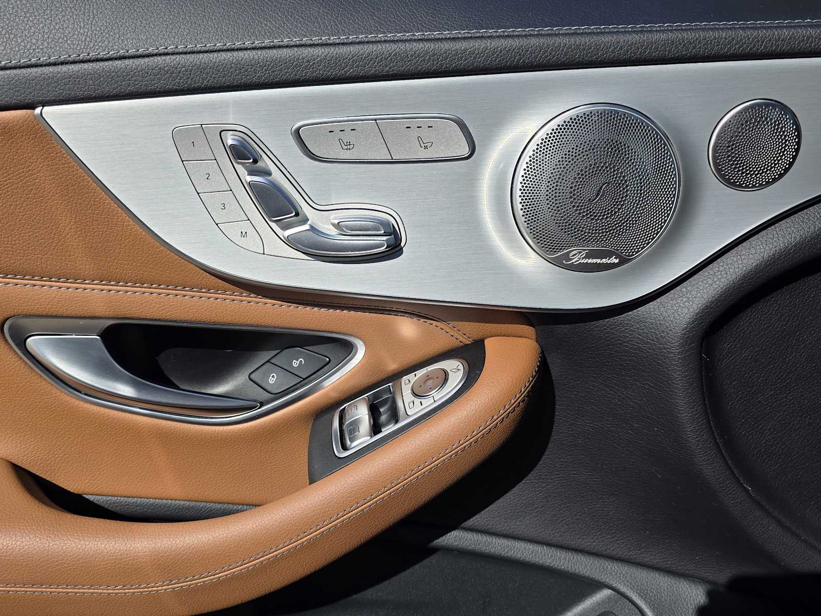 Thumbnail: 2023 Mercedes-Benz C-Class - 14