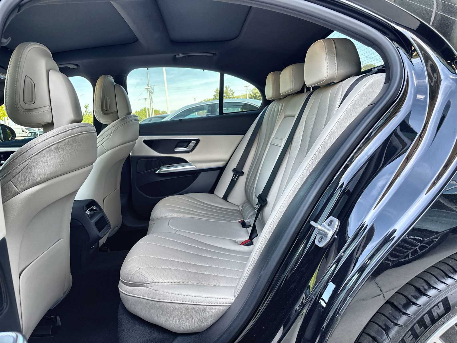 Thumbnail: 2026 Mercedes-Benz E-Class - 4