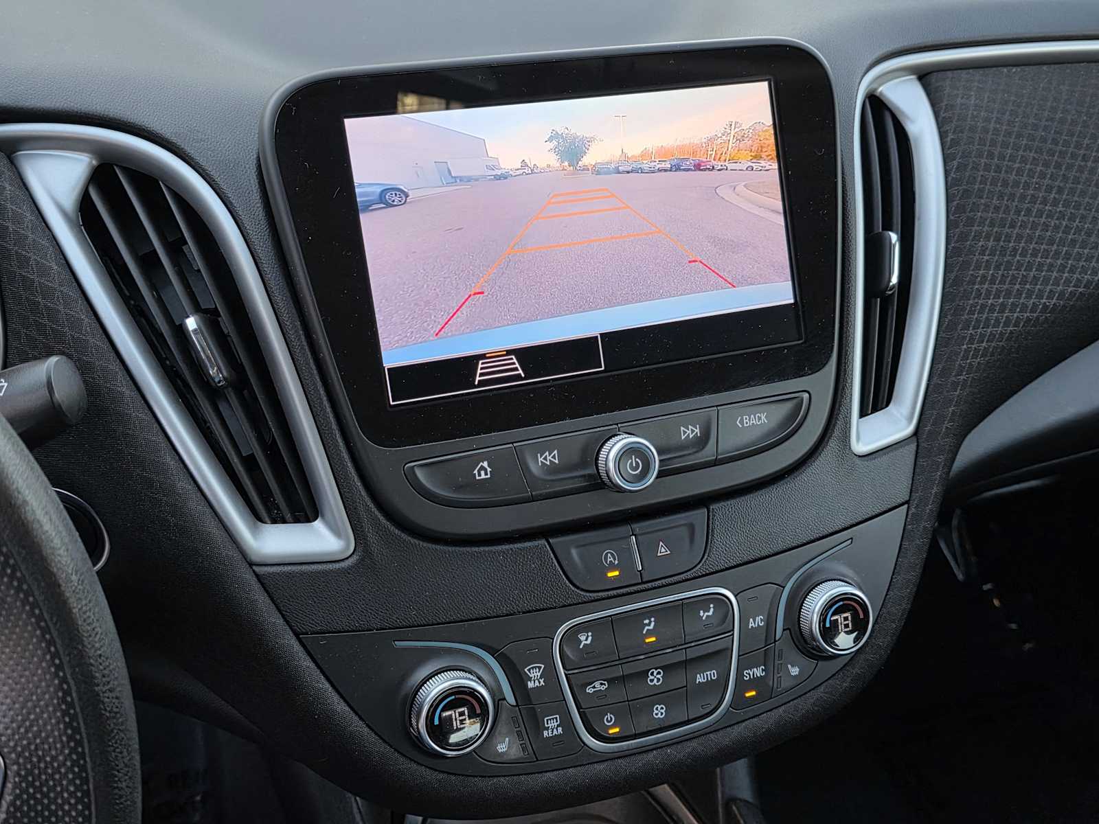 Thumbnail: 2024 Chevrolet Malibu - 11