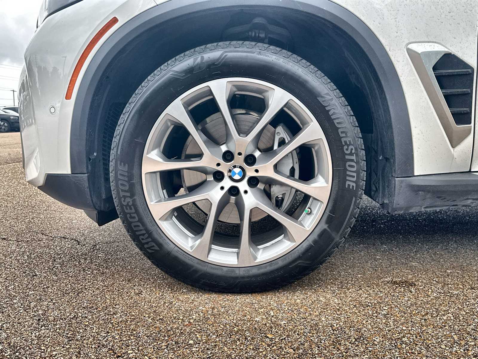 Thumbnail: 2026 BMW X5 - 14