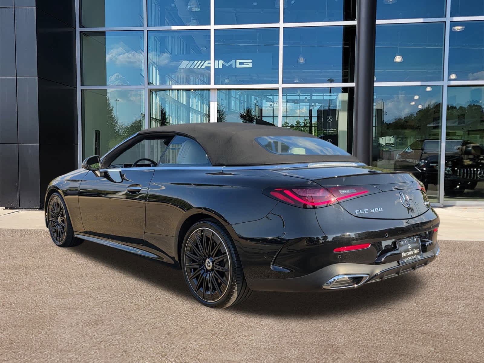 Thumbnail: 2024 Mercedes-Benz CLE - 6