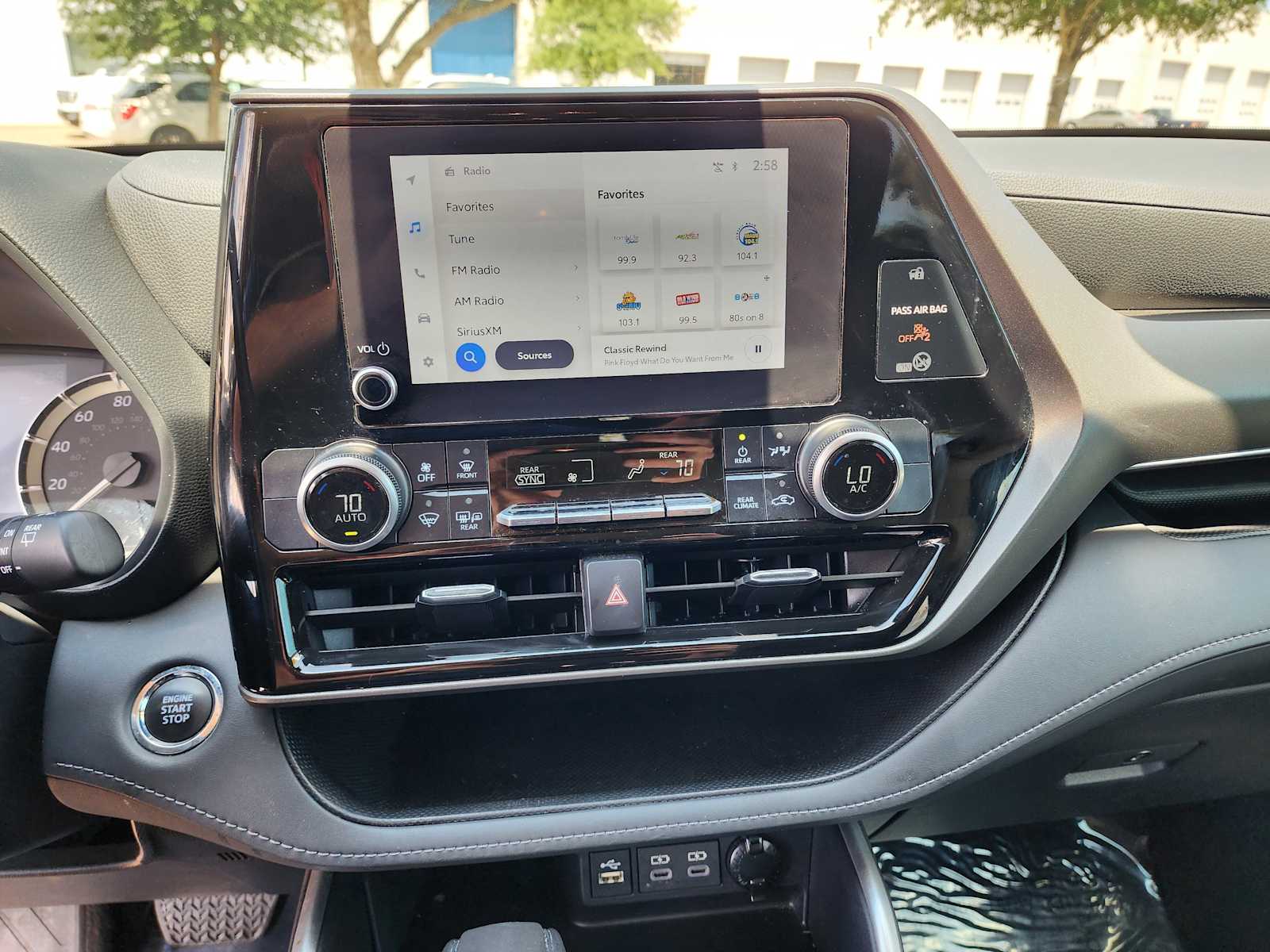 Thumbnail: 2023 Toyota Highlander - 2