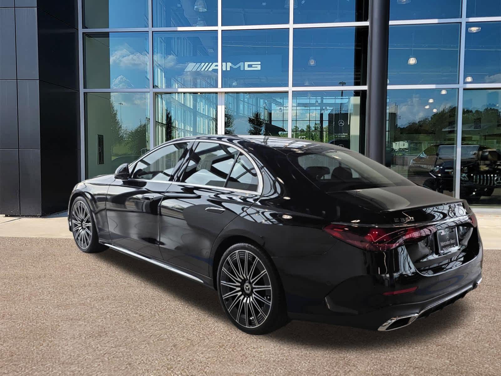 Thumbnail: 2026 Mercedes-Benz E-Class - 10