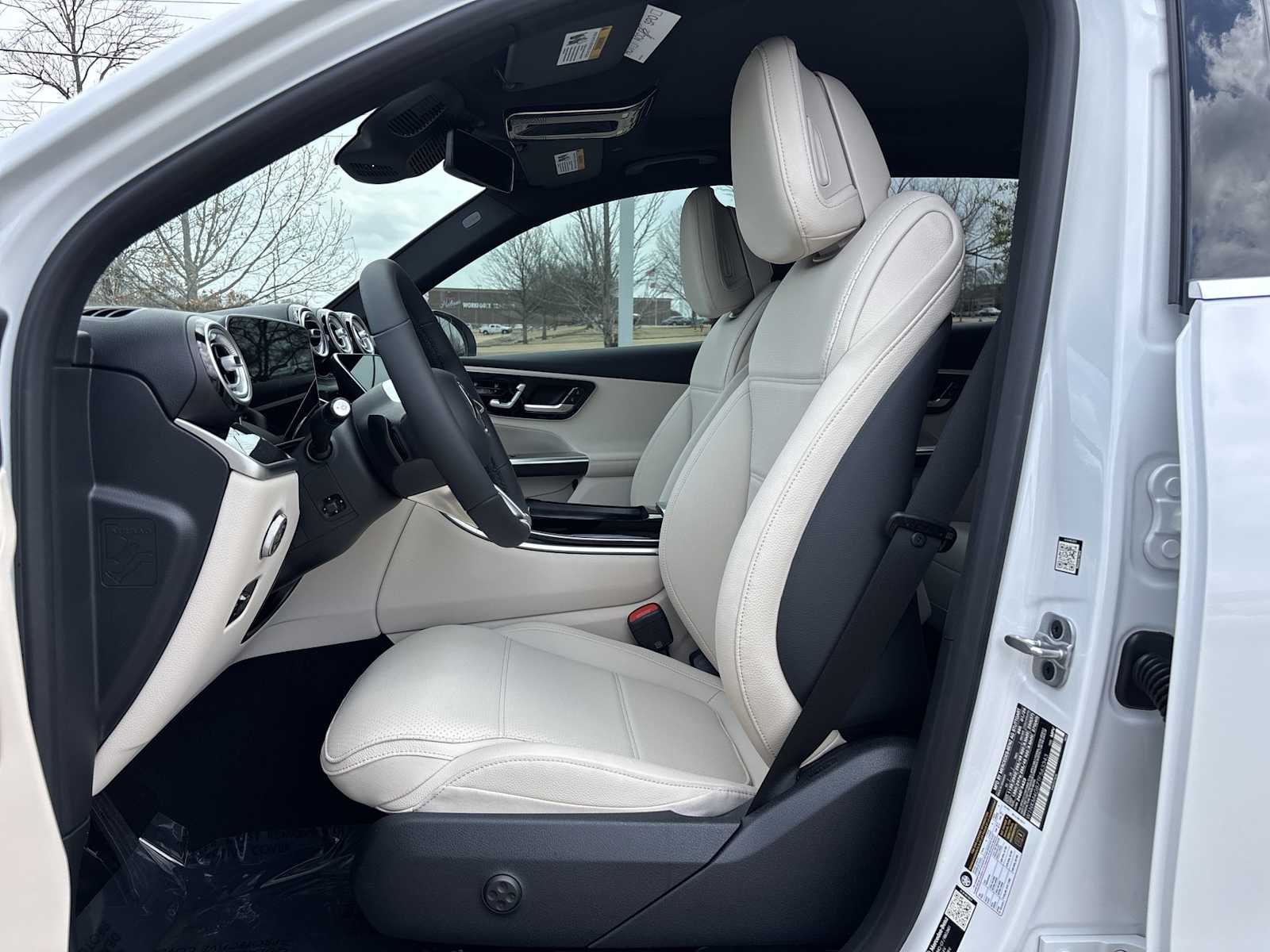 Thumbnail: 2026 Mercedes-Benz GLC - 15