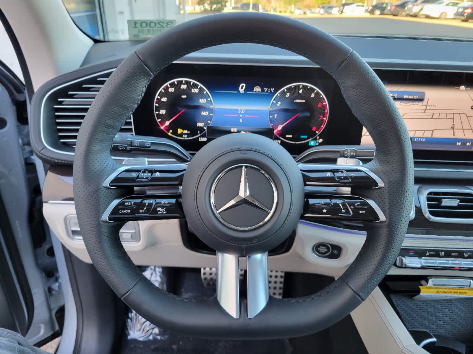 Thumbnail: 2025 Mercedes-Benz GLS - 18