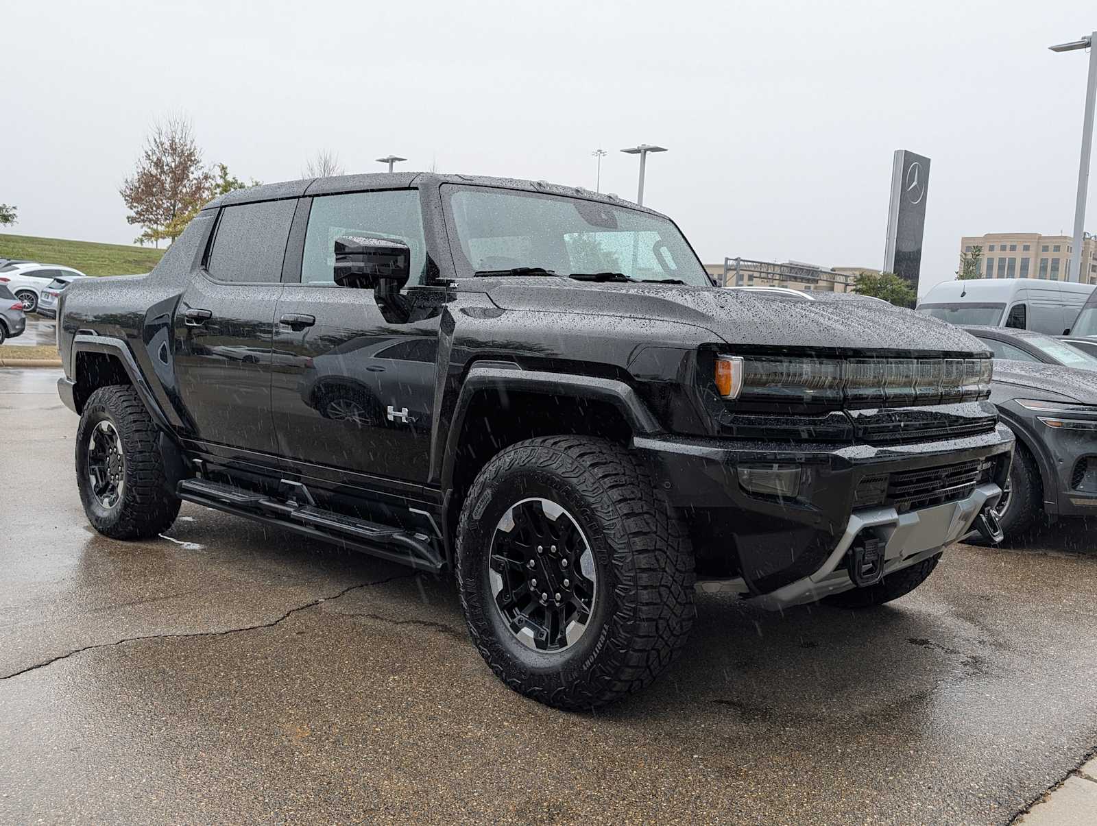 Thumbnail: 2025 GMC Hummer EV - 3