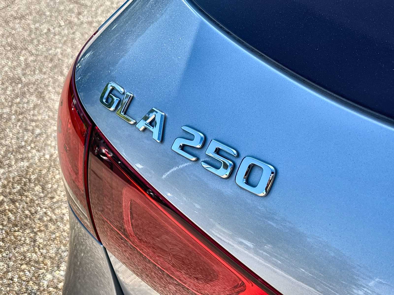 Thumbnail: 2021 Mercedes-Benz GLA - 15