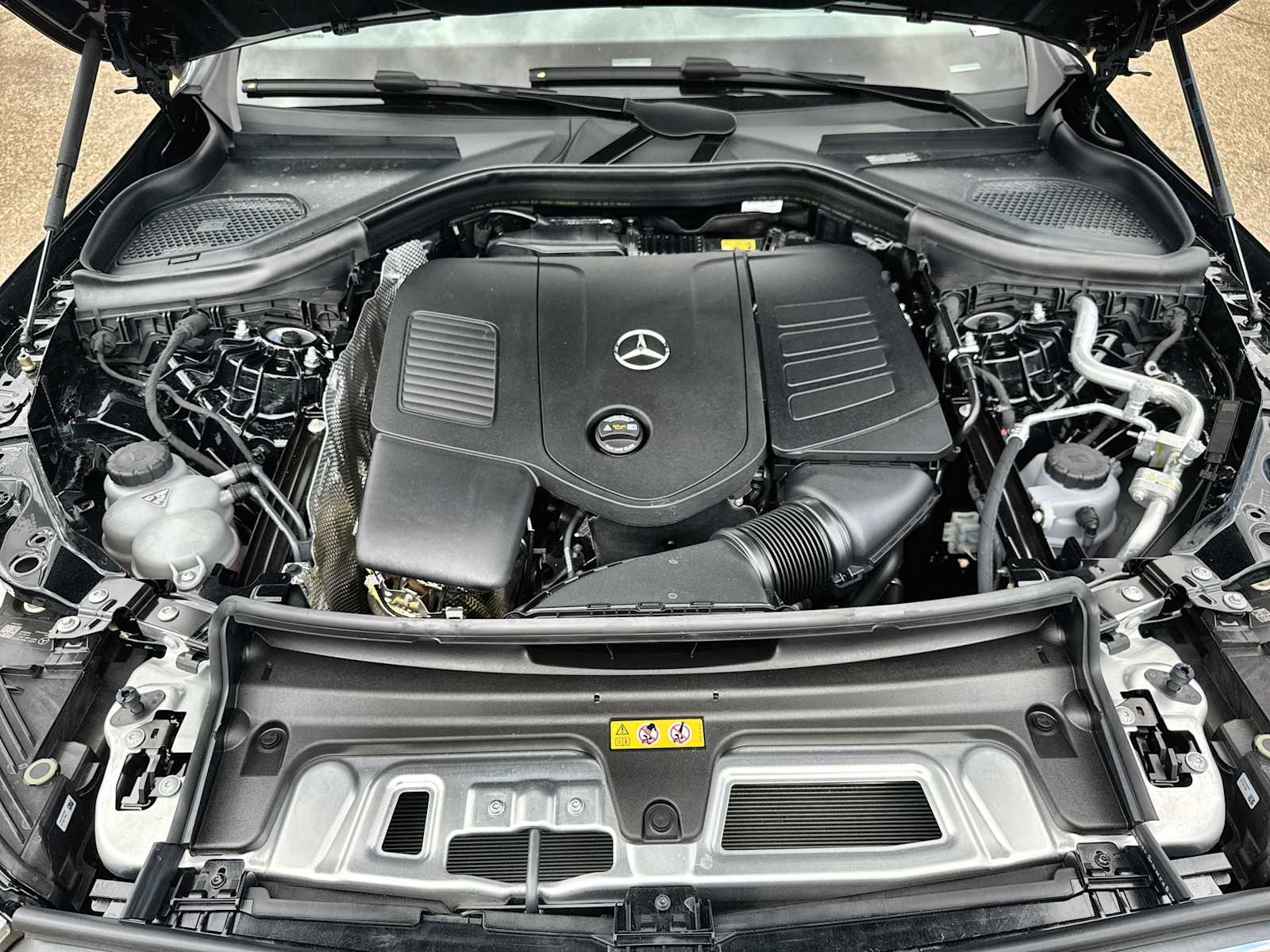 Thumbnail: 2026 Mercedes-Benz GLC - 13
