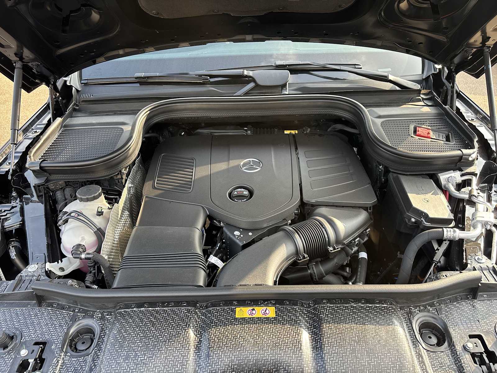 Thumbnail: 2026 Mercedes-Benz GLE - 13