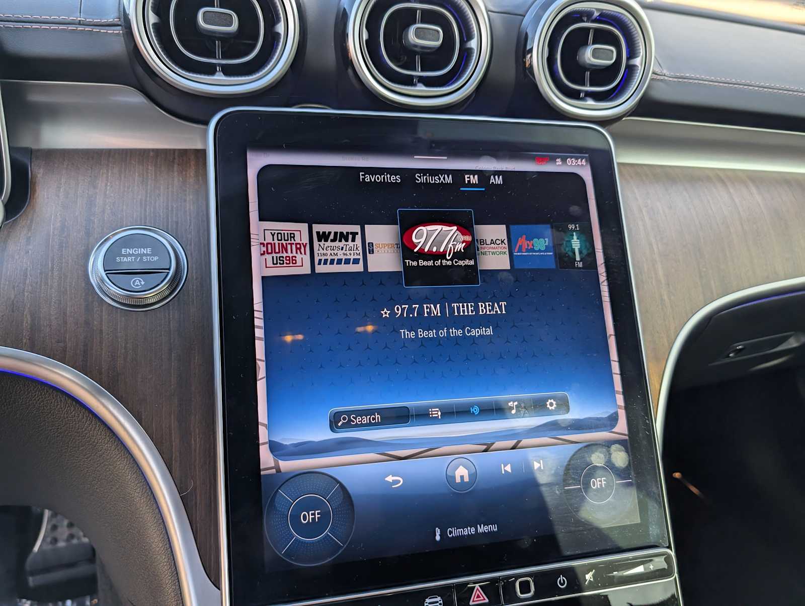 Thumbnail: 2024 Mercedes-Benz C-Class - 16