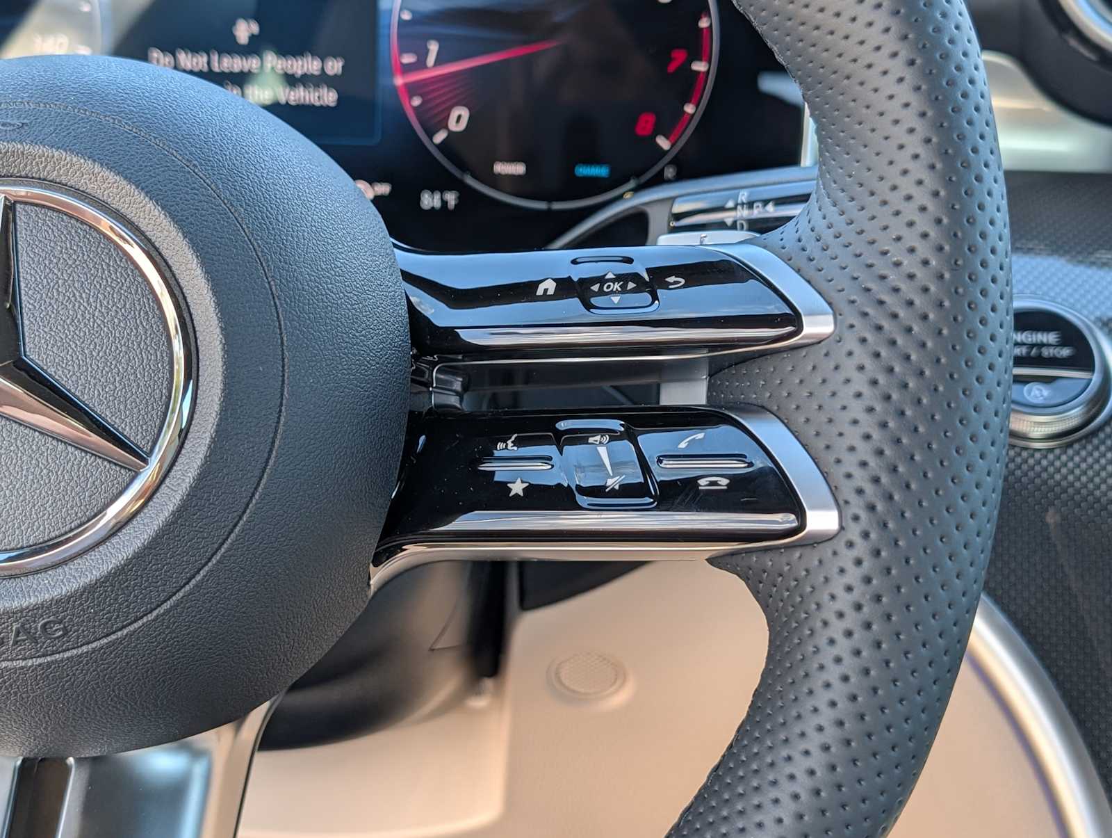 Thumbnail: 2026 Mercedes-Benz CLE - 9