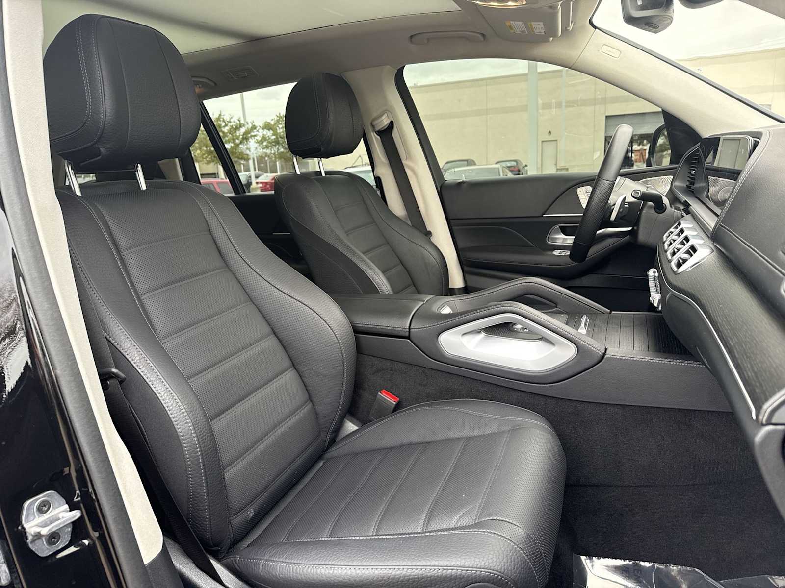 Thumbnail: 2023 Mercedes-Benz GLS - 20