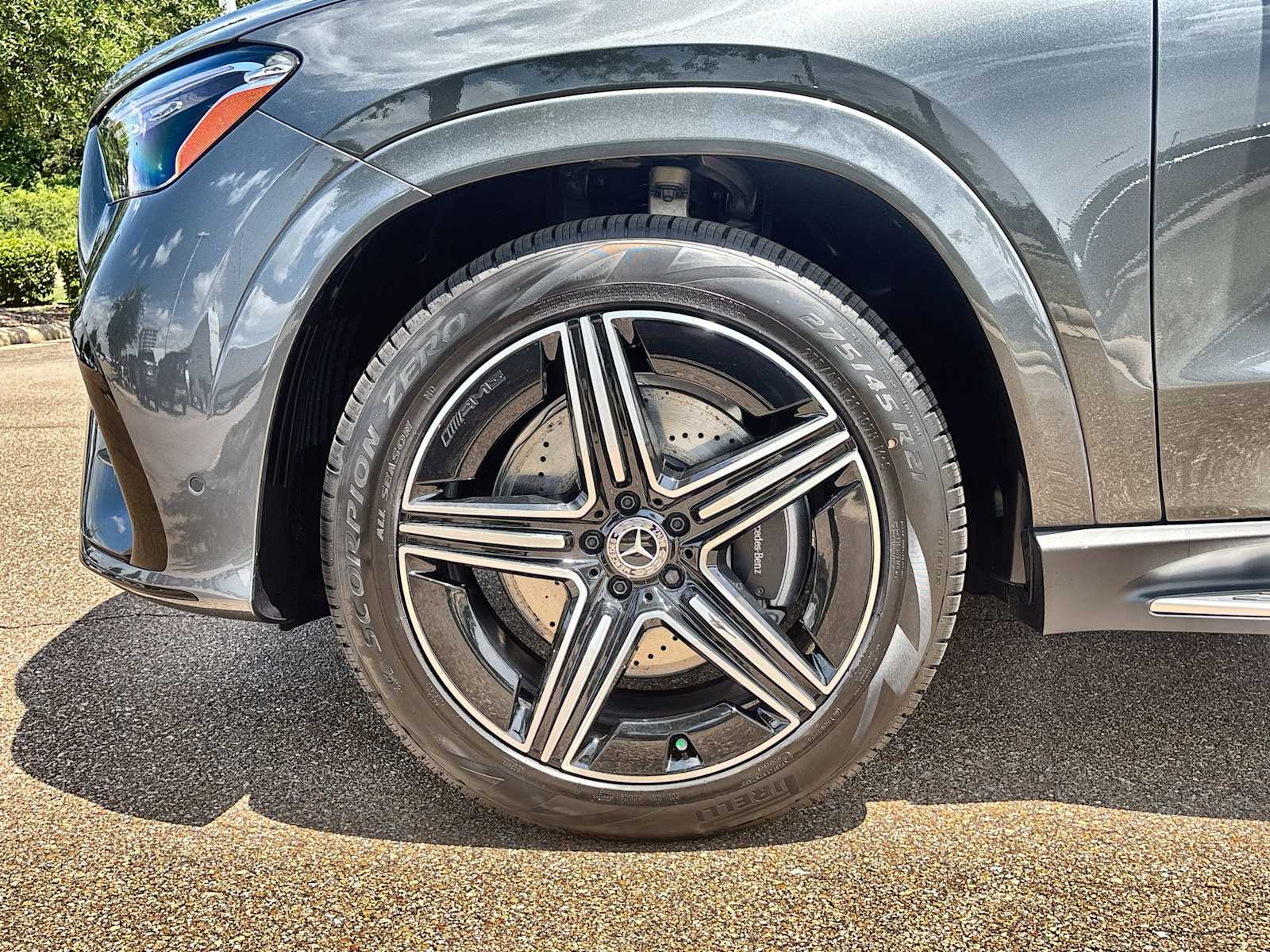 Thumbnail: 2026 Mercedes-Benz GLE - 14