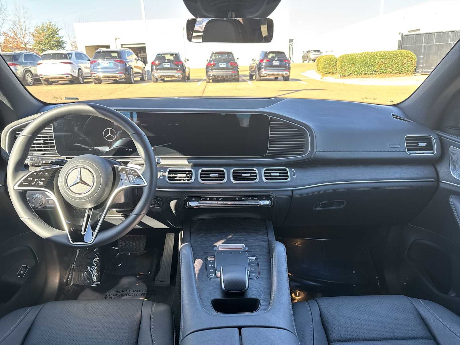 Thumbnail: 2026 Mercedes-Benz GLE - 14