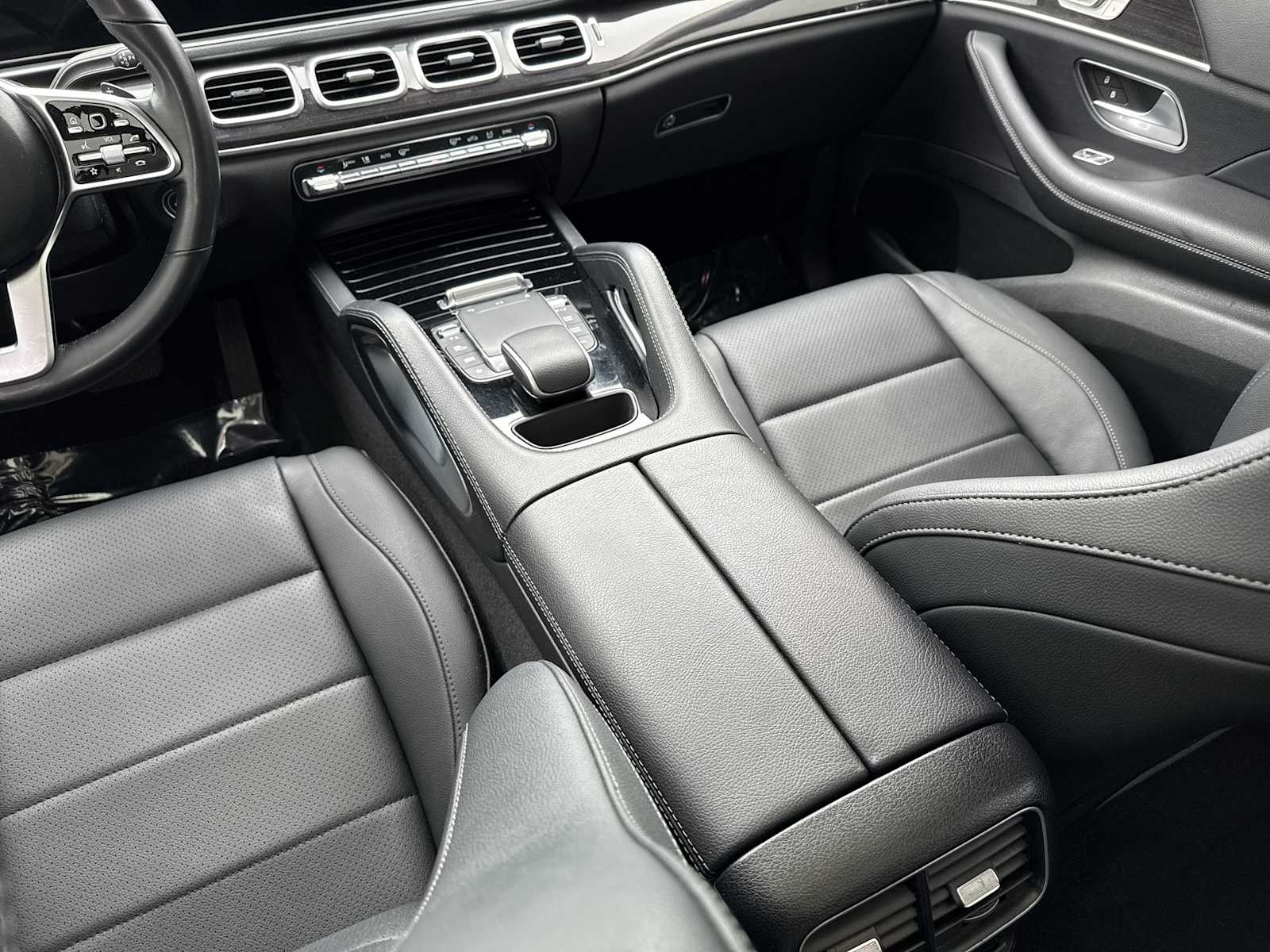 Thumbnail: 2023 Mercedes-Benz GLE - 22