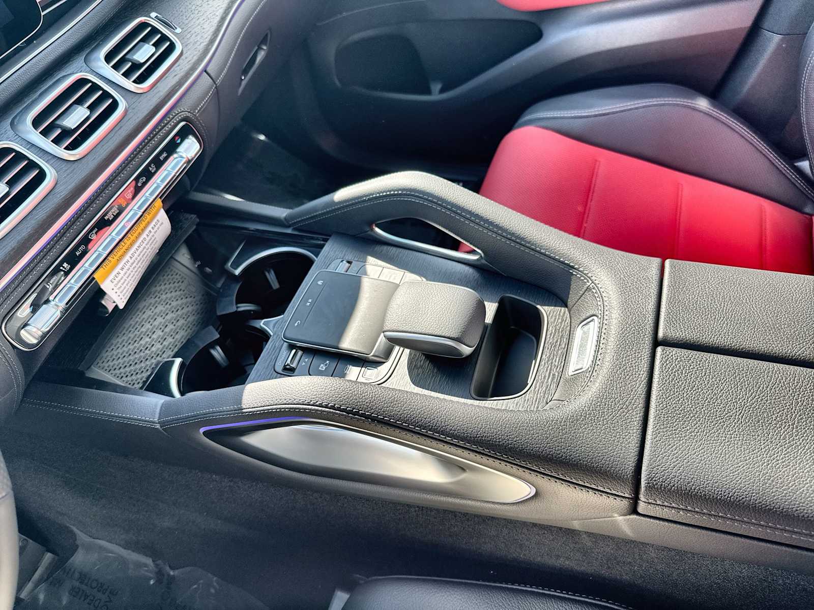 Thumbnail: 2026 Mercedes-Benz GLE - 22