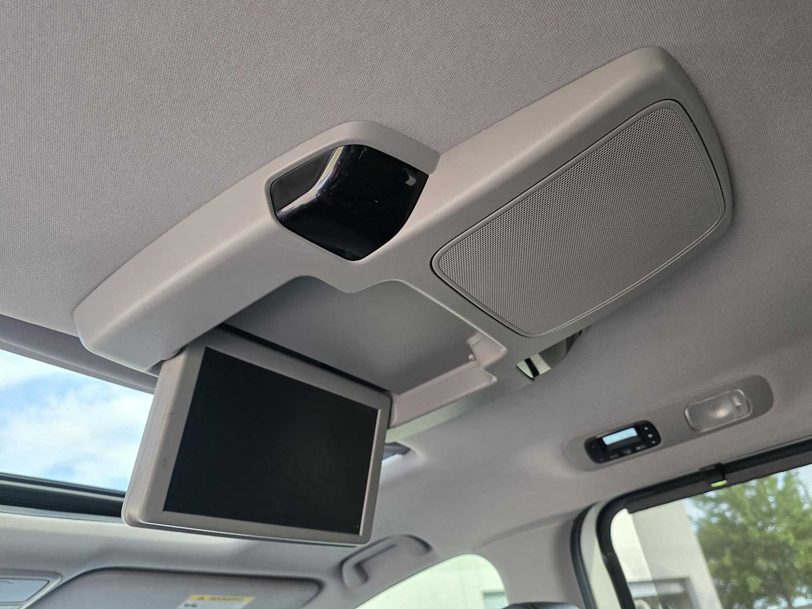 Thumbnail: 2019 Honda Odyssey - 17