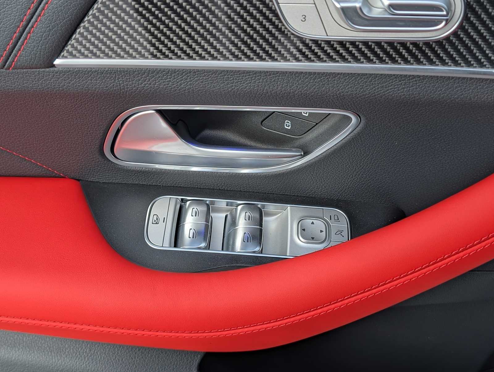 Thumbnail: 2026 Mercedes-Benz GLE - 22