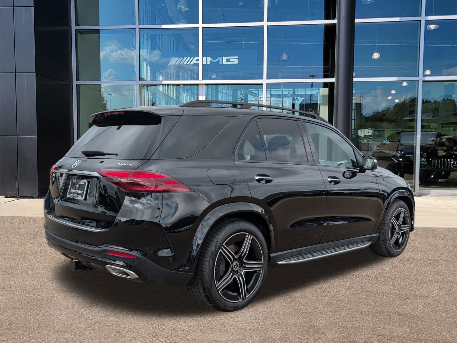 Thumbnail: 2026 Mercedes-Benz GLE - 4