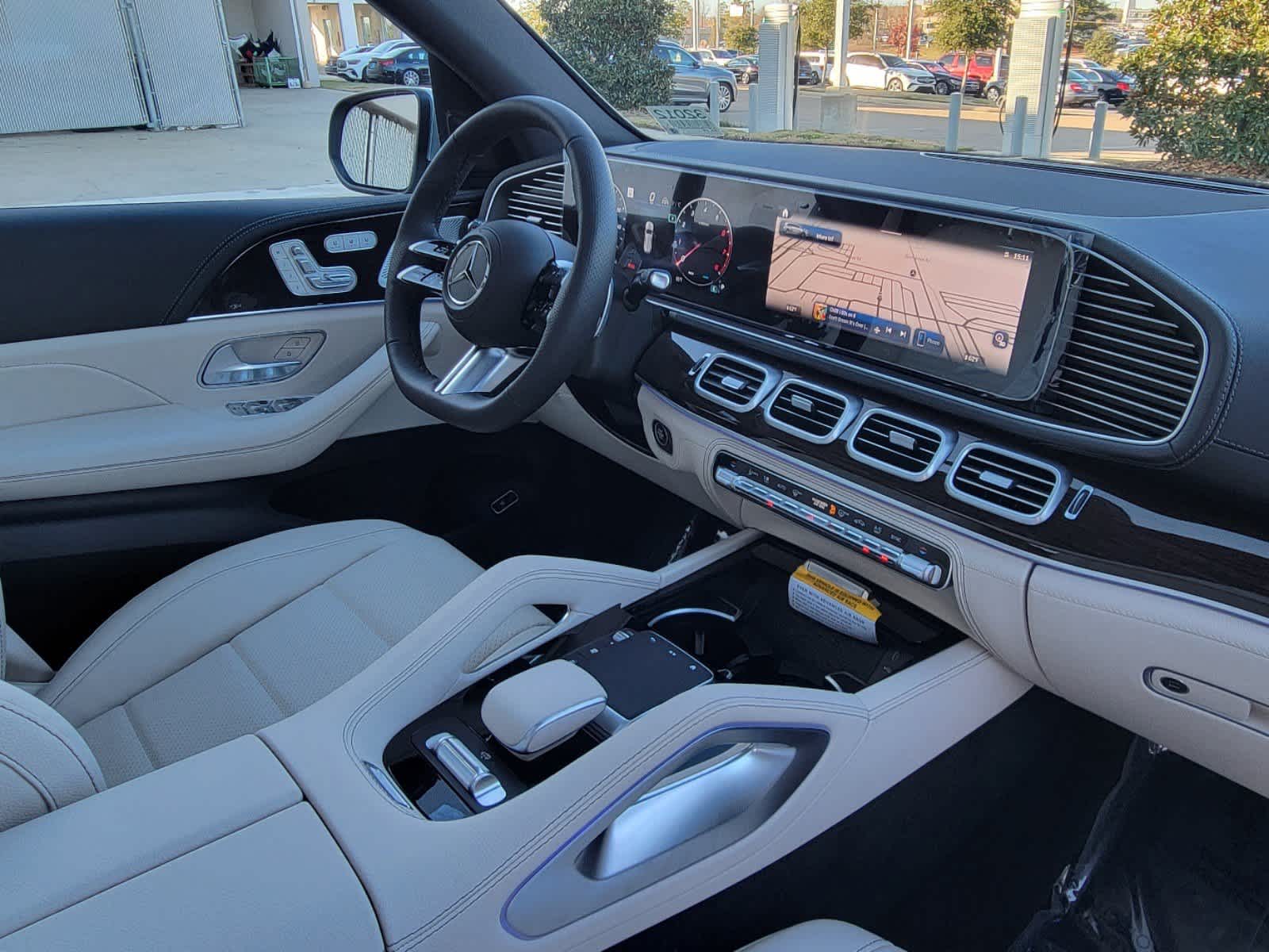 Thumbnail: 2025 Mercedes-Benz GLS - 21