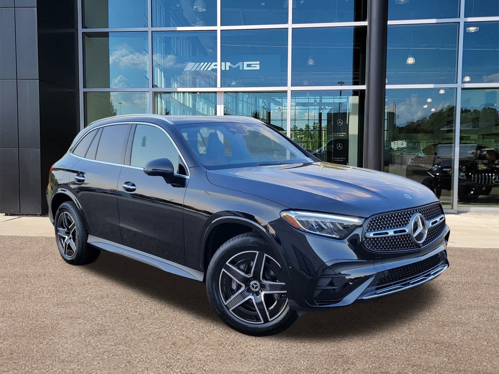 2025 Mercedes Benz GLC 350e photo 2