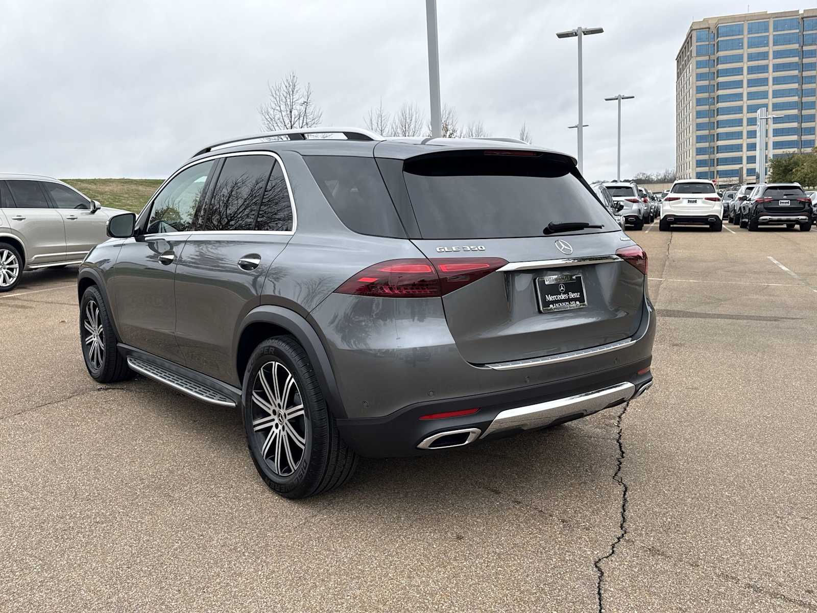 Thumbnail: 2026 Mercedes-Benz GLE - 4