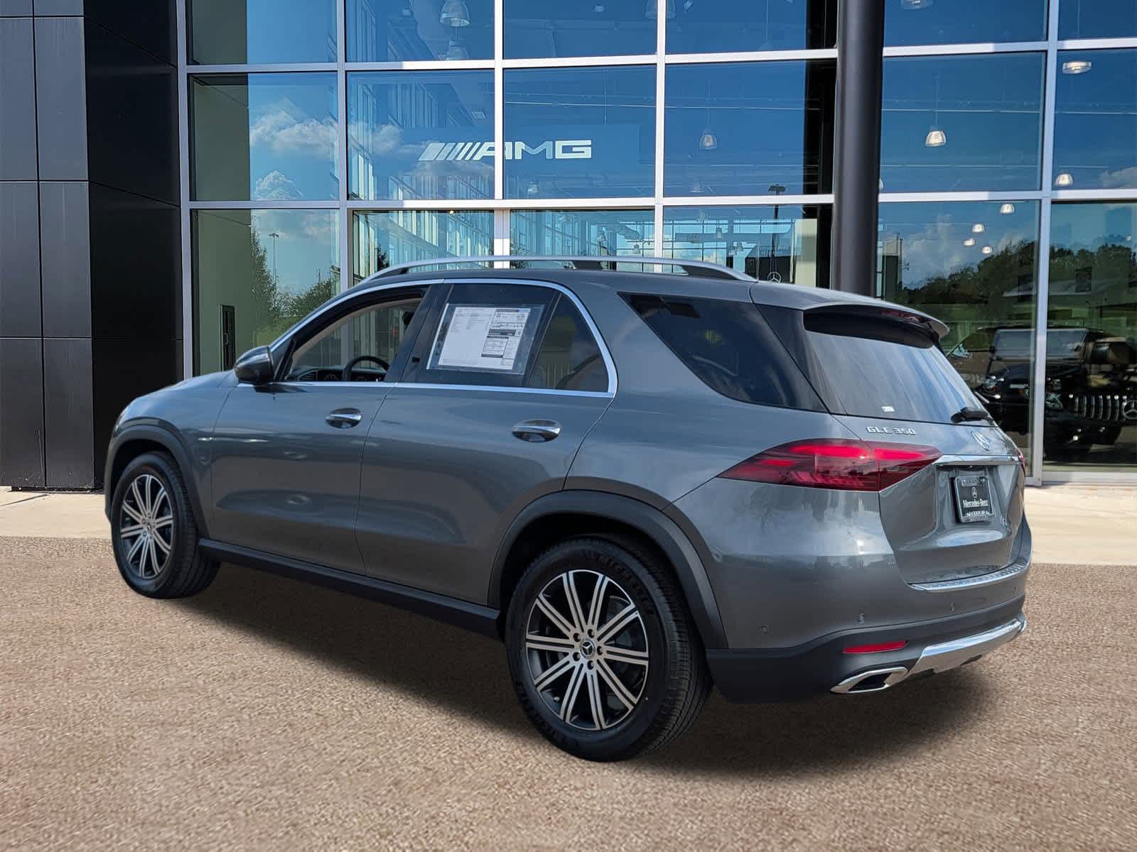 Thumbnail: 2026 Mercedes-Benz GLE - 6