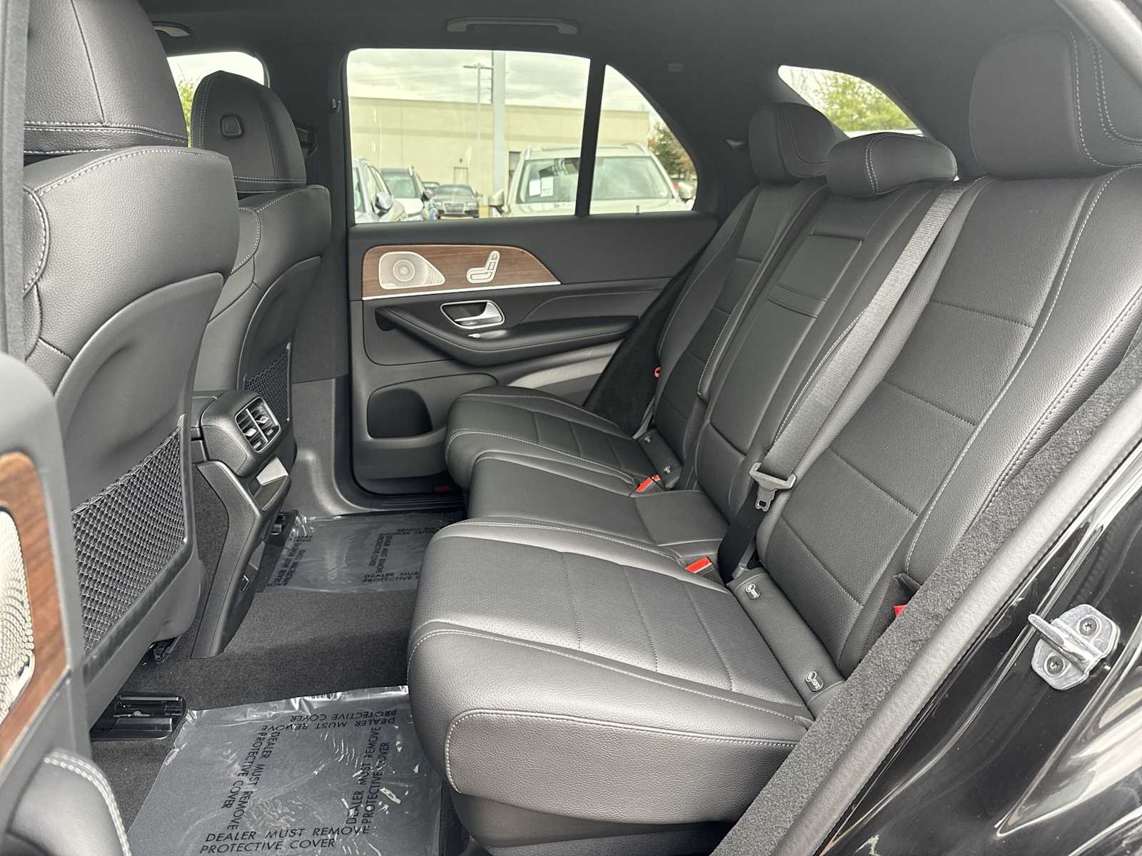 Thumbnail: 2026 Mercedes-Benz GLE - 18