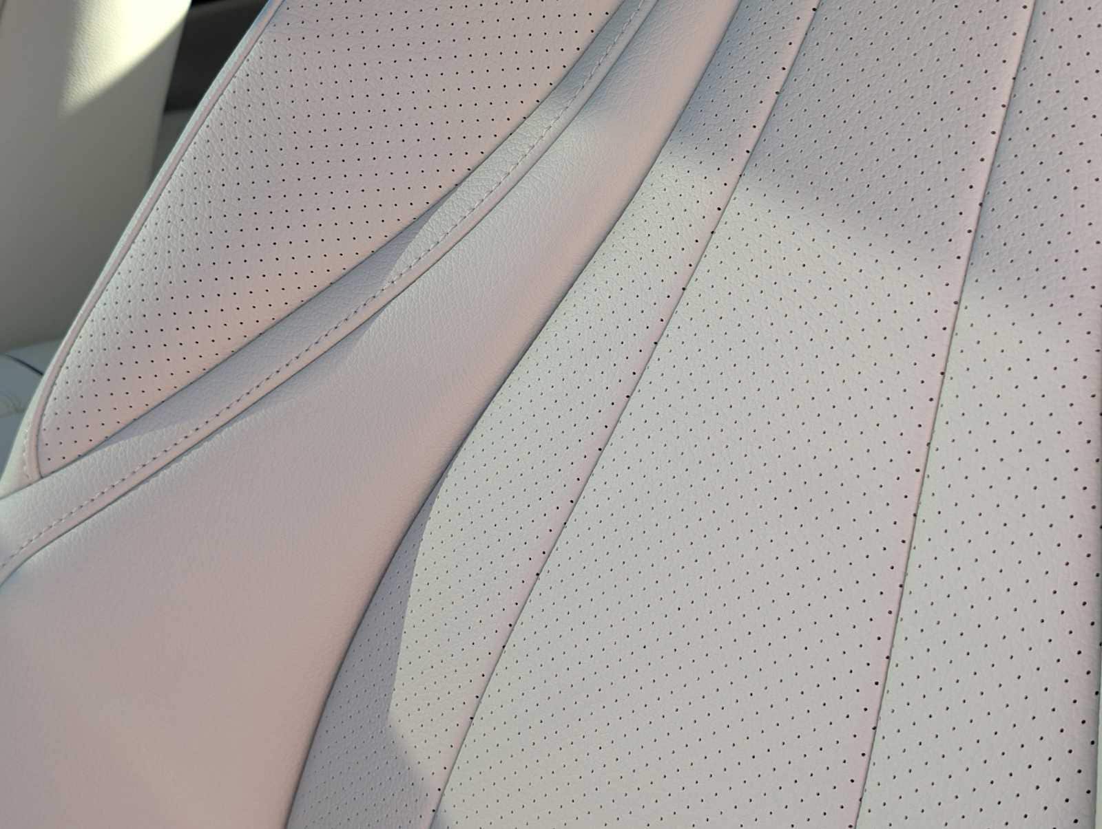 Thumbnail: 2026 Mercedes-Benz CLE - 20