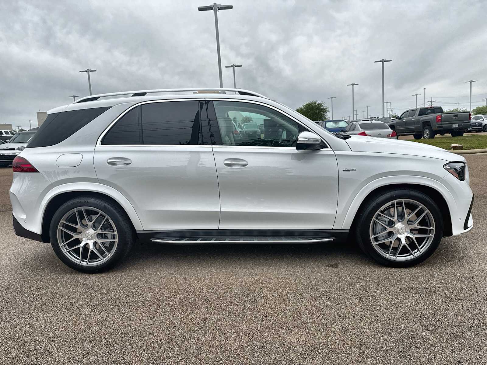 Thumbnail: 2026 Mercedes-Benz GLE - 10