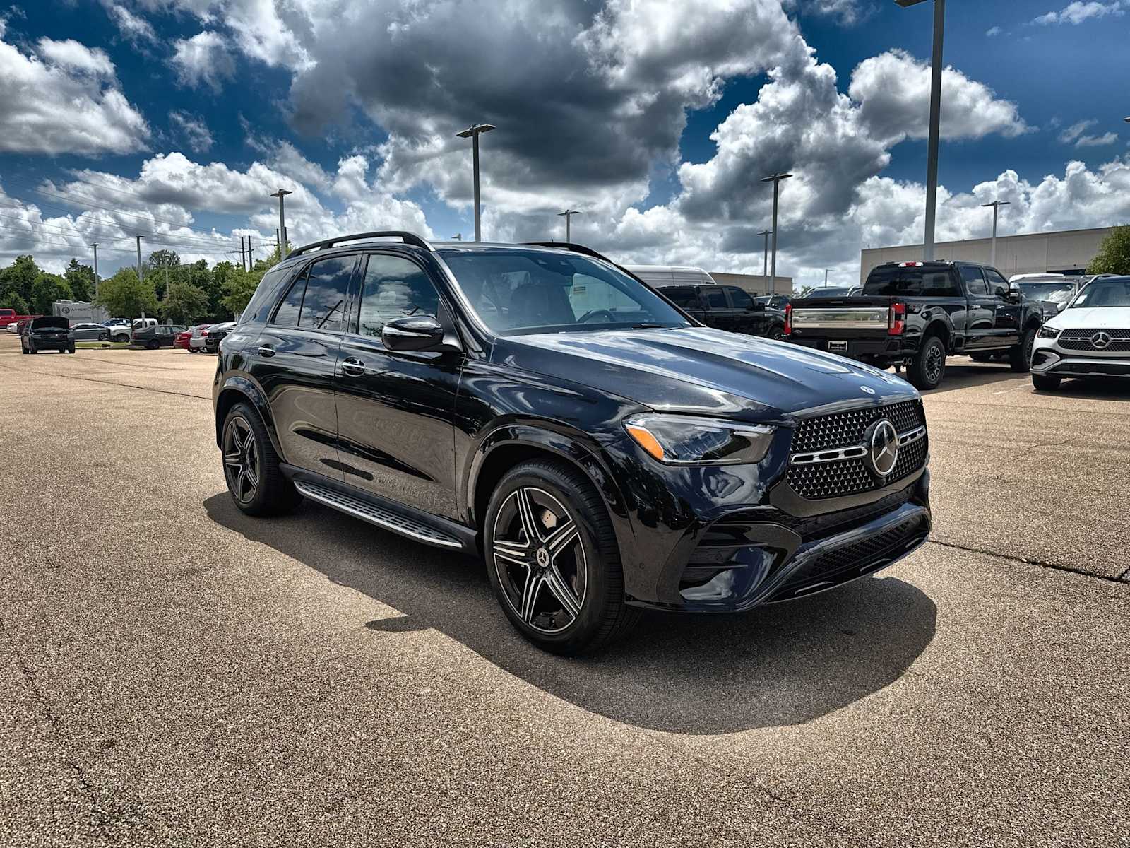 Thumbnail: 2026 Mercedes-Benz GLE - 11