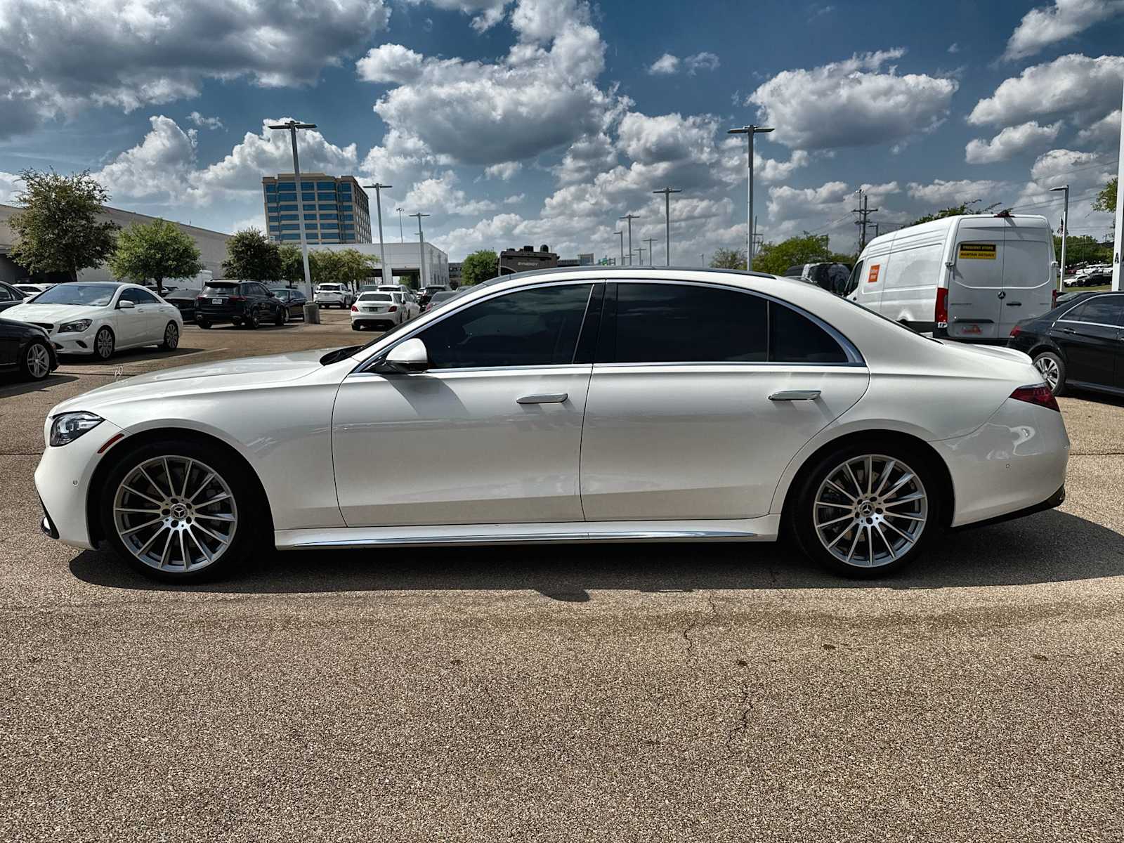 Thumbnail: 2022 Mercedes-Benz S-Class - 5